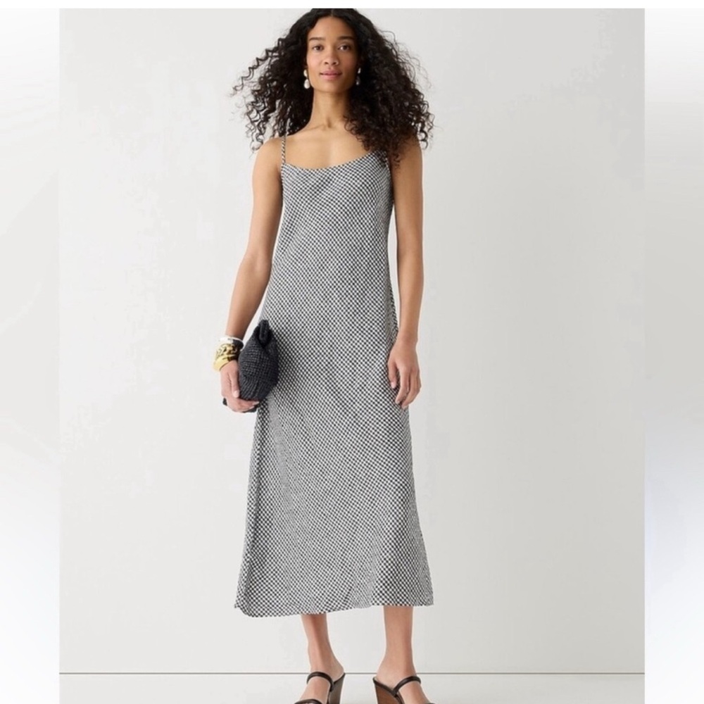 Elegant Black and White Women's Dress